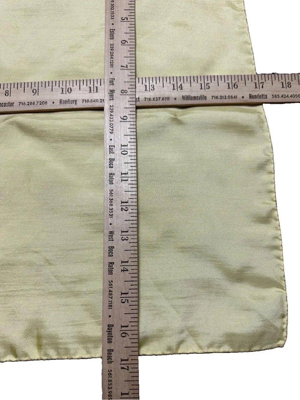 J Crew Italian Silk Pocket Square Light Pale Yellow Butter Gold Solid Italy 17”